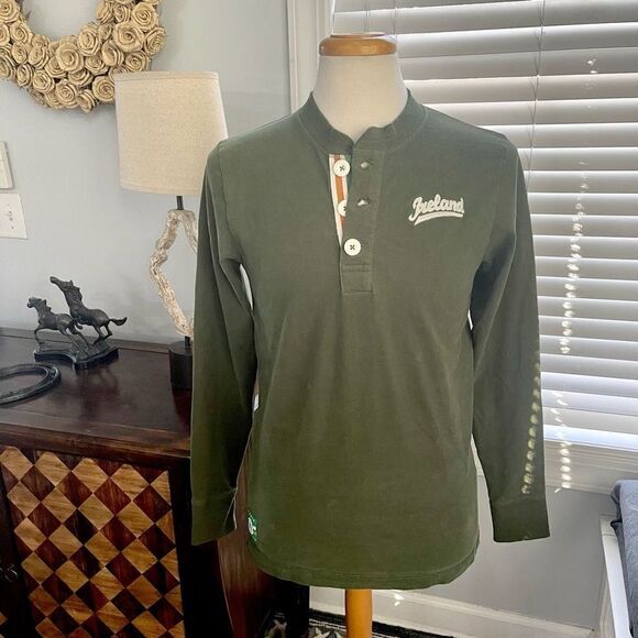Retro Irish Heritage Collection 3-Button Henley Sweatshirt - Picture 2 of 6